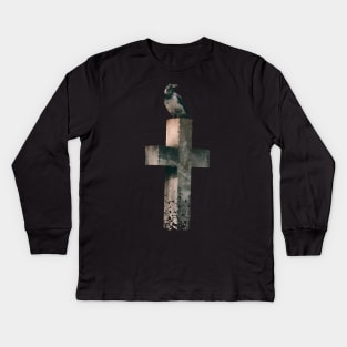 Low Poly Crow on Grave Kids Long Sleeve T-Shirt